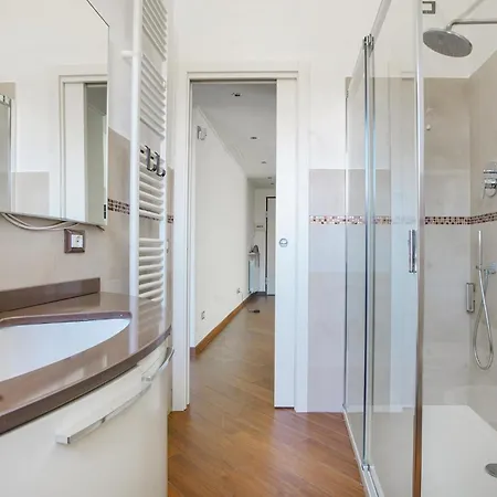 Amazing In With Wifi *